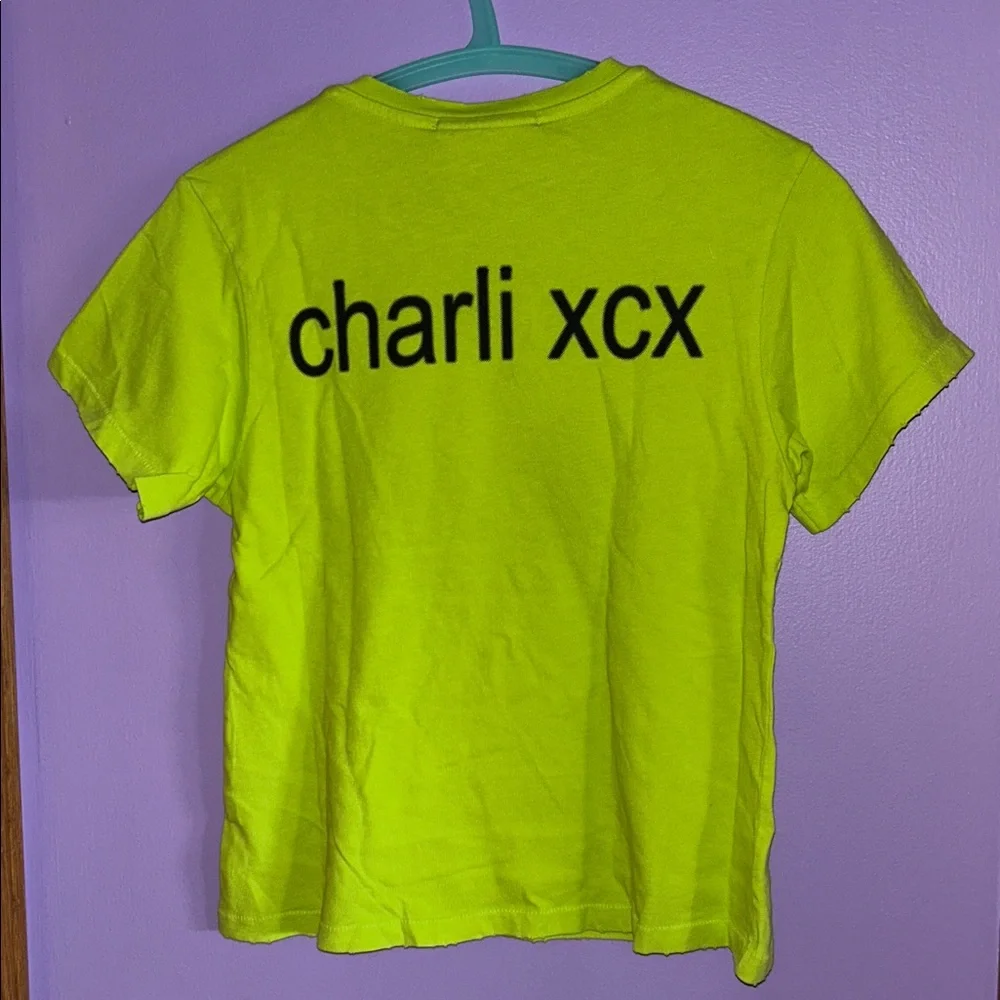 NWT Daydreamer Charli XCX Brat Neon Green Graphic Tee Size small - Picture 3 of 5